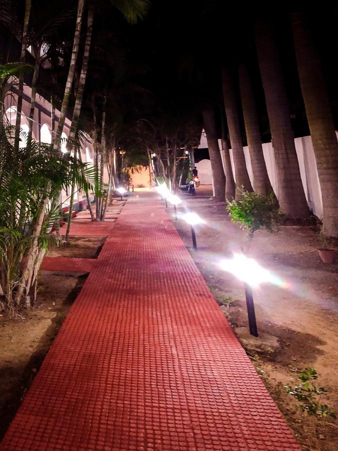 Hotel Jungle Palace Resort Umaria  Екстер'єр фото