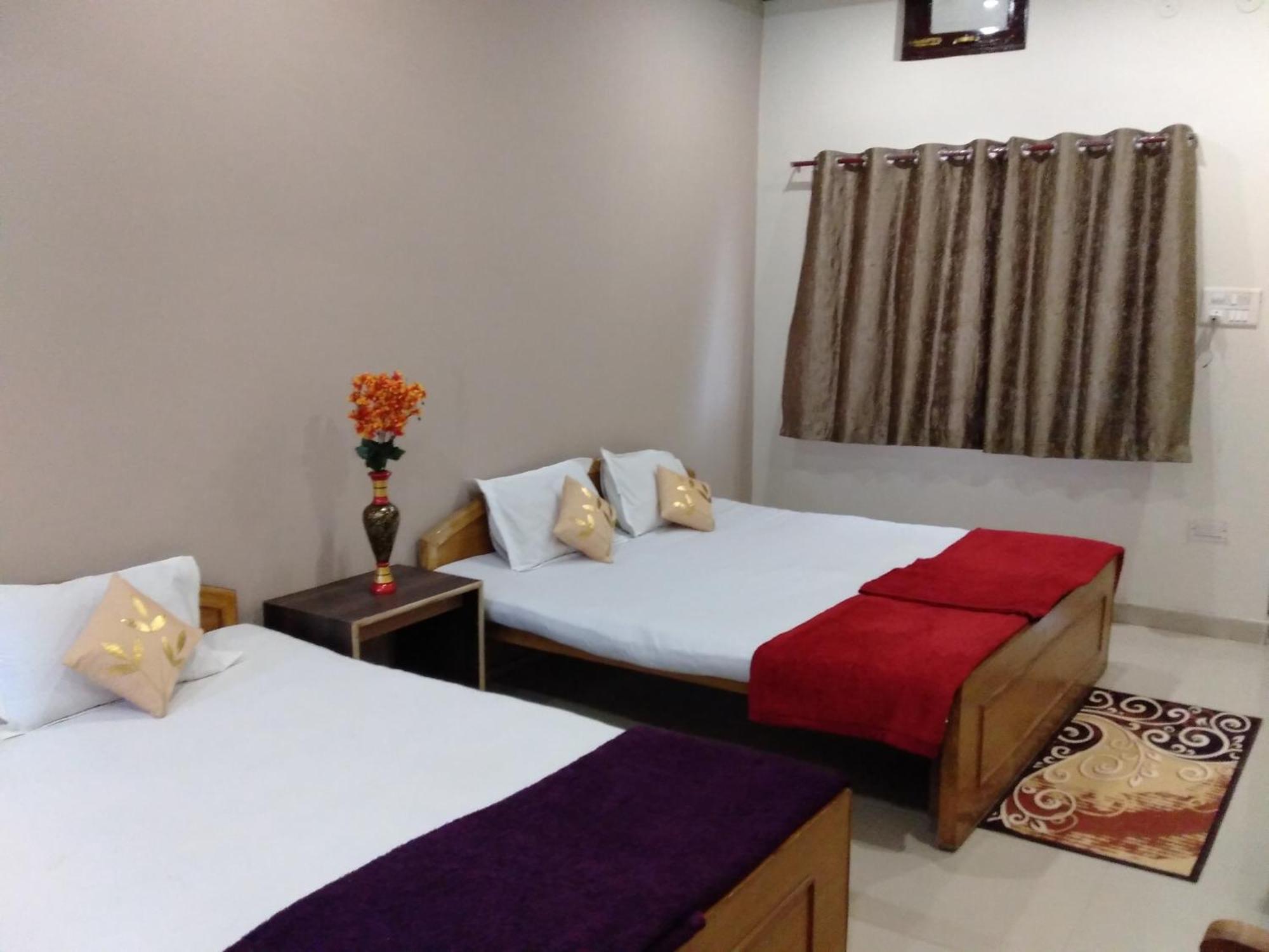 Hotel Jungle Palace Resort Umaria  Екстер'єр фото